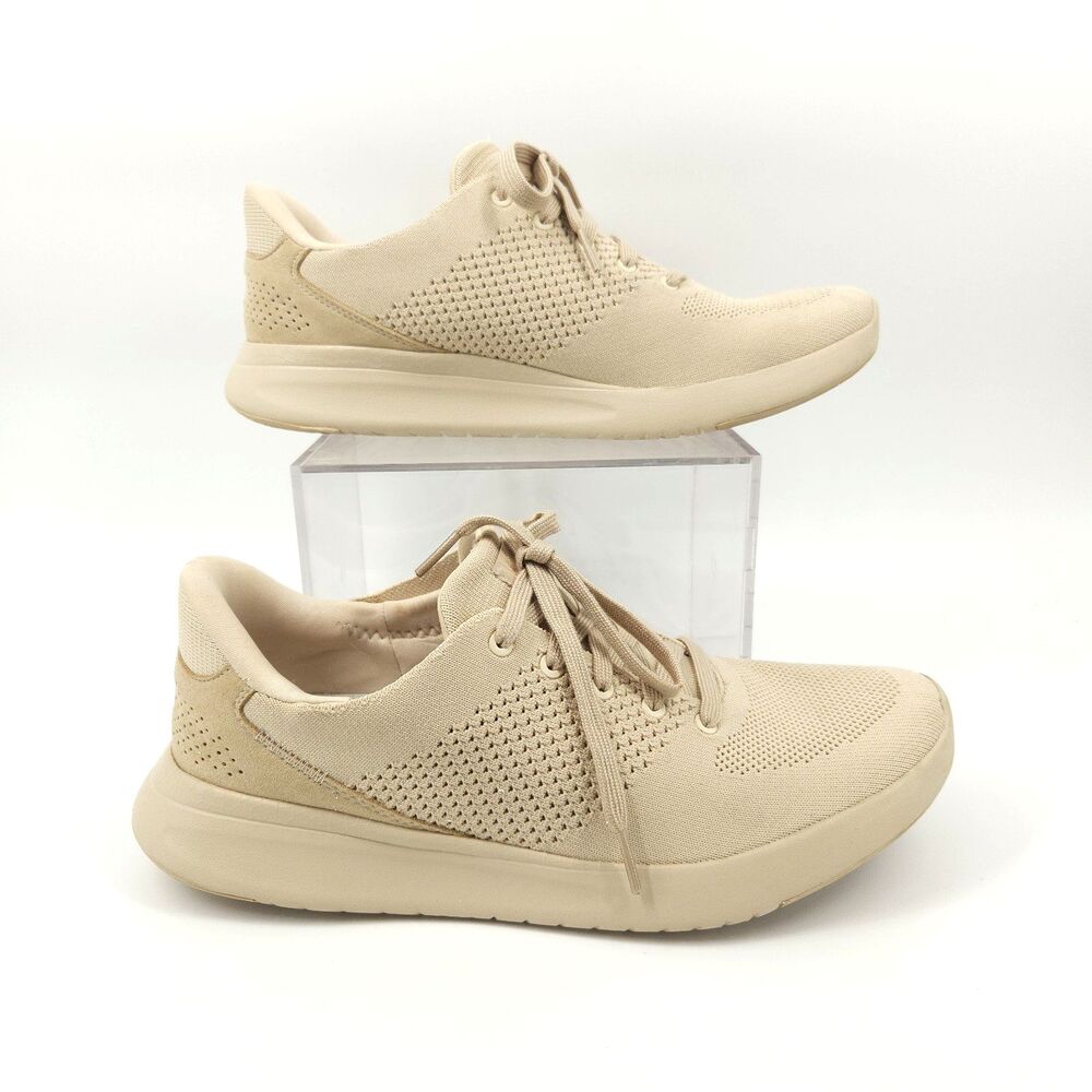 Kizik Lima Shoes Mens 9.5 Womens 11 Beige Hands Free Slip On Sneakers Casual